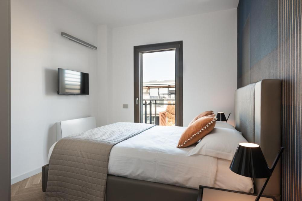 Idyllia - Lumina Rooftop Penthouse In Trastevere Apartamento